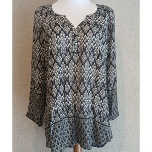 BeachLunchLounge Black Gray Ikat Print Blouse Size Medium NWOT